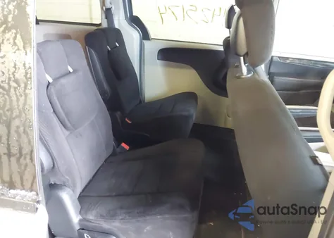 2013 Dodge Grand Caravan Sxt z USA, uszkodzony, nr VIN 2C4RDGCG0DR575322